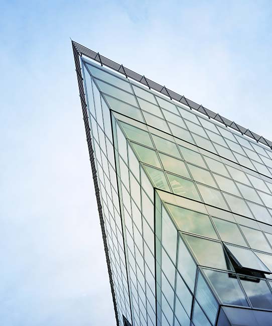 Germany, North Rhine-Westphalia, Duesseldorf, part of glass facade of modern office building